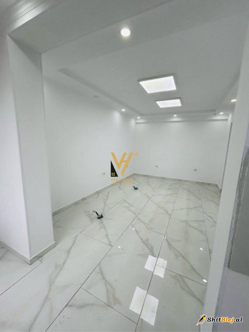  AMBIENT 50 M2 TE RR.DIBRES 700 EURO