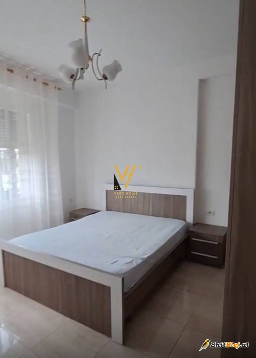 2+1 ME QERA TE KOMUNA E PARISIT 800 EURO
