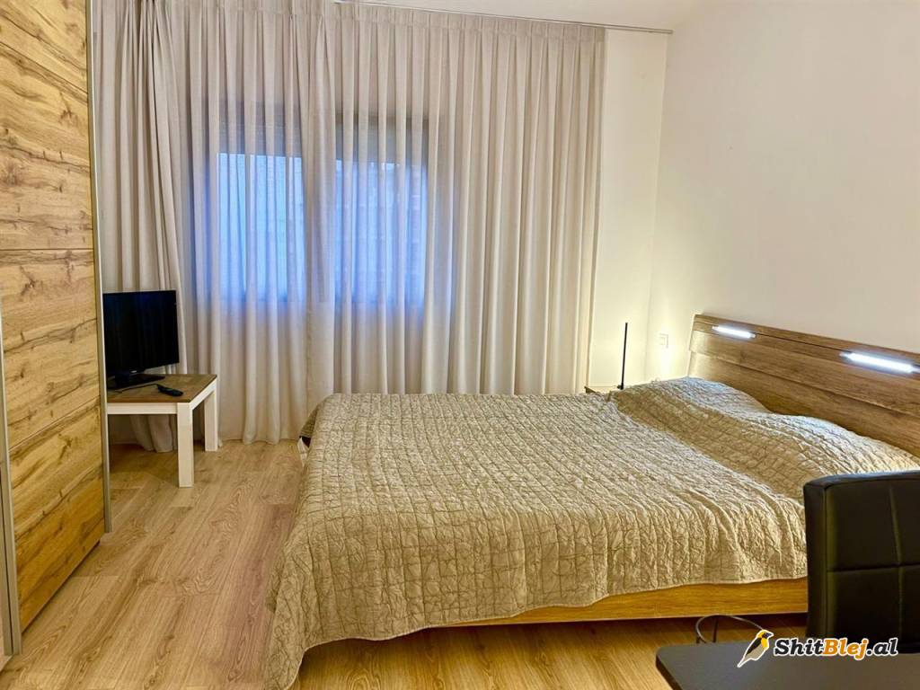 2+1+BLK TE KOPSHTI BOTANIK 800 EURO