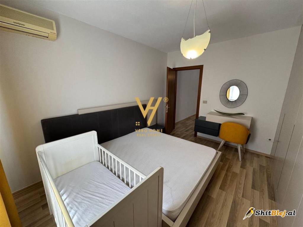 1+1+BLK TEK KOMUNA E PARIST 650 EURO