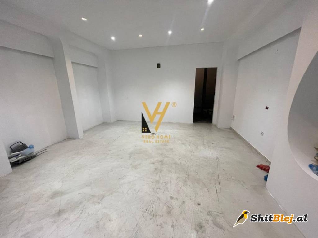 AMBIENT 60M2 ME QERA NE ALI DEM 350 EURO