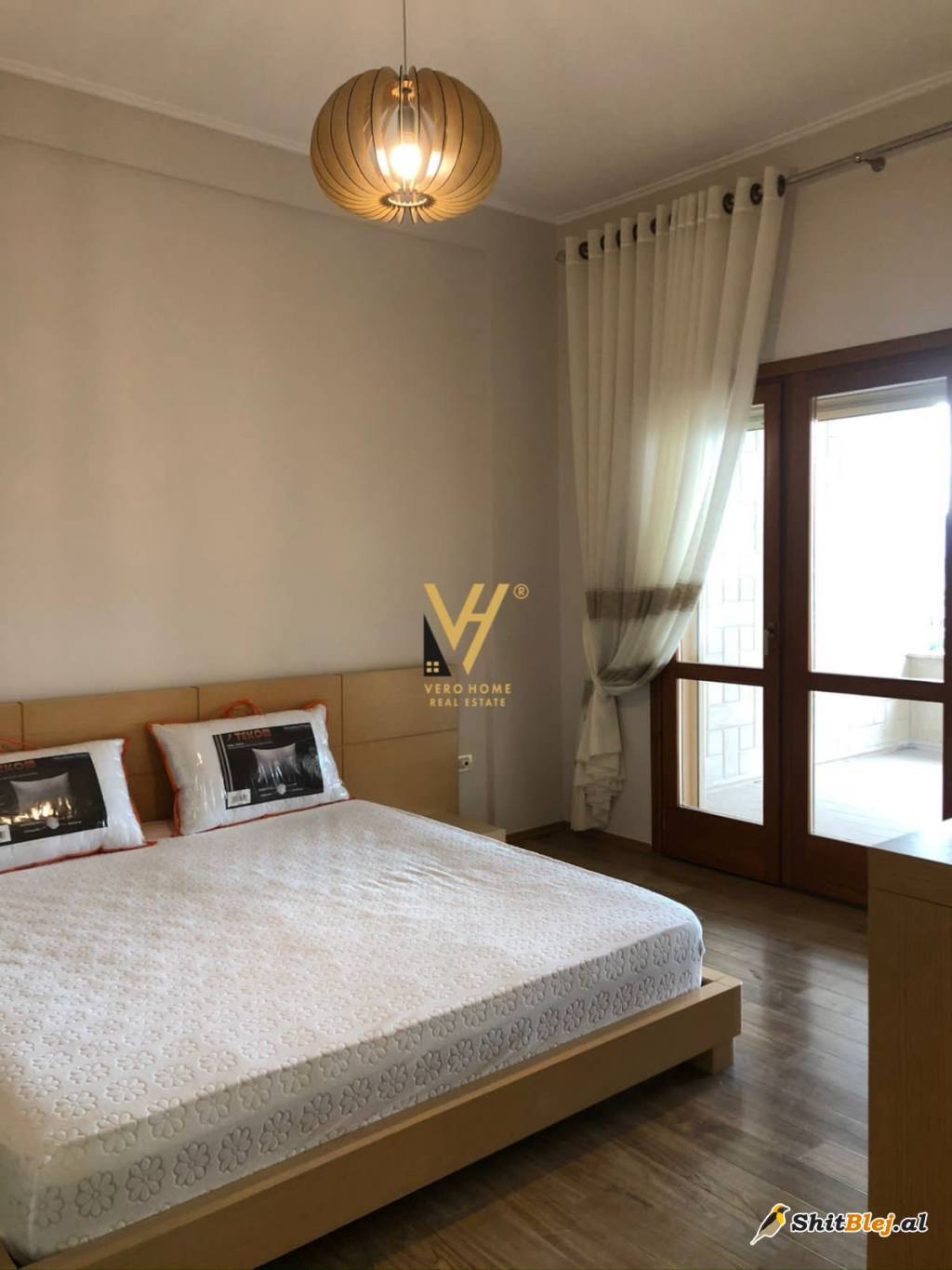 3+1+2 TE KOPSHTI ZOOLOGJIK 1.500 EURO