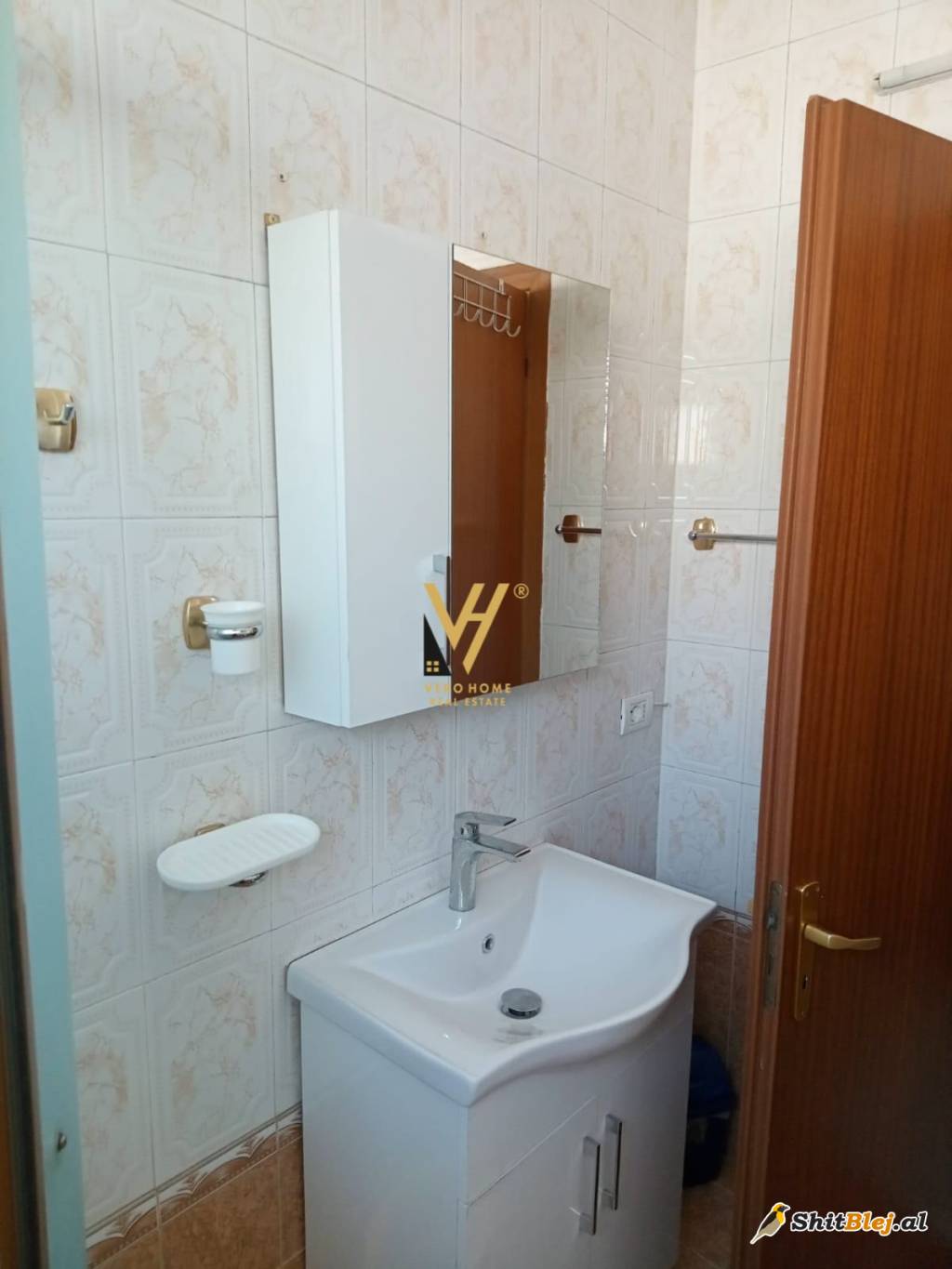 2+1 TE KOMUNA E PARISIT 600 EURO