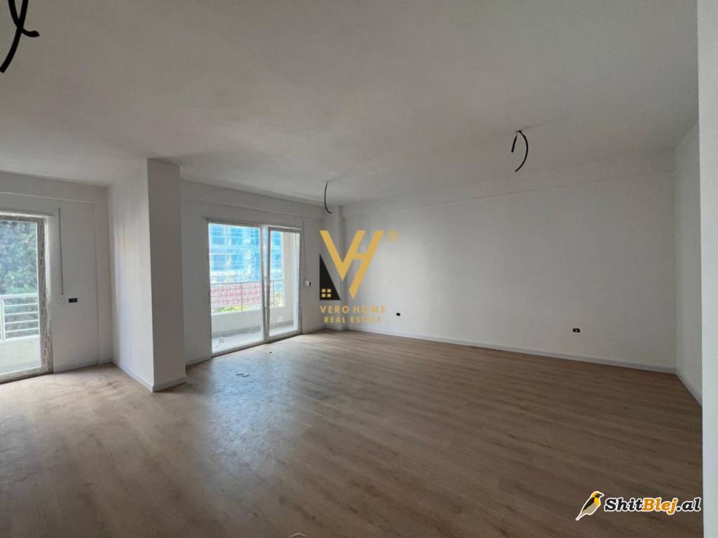 AMBJENT TEK KOMUNA E PARISIT 1.500EURO