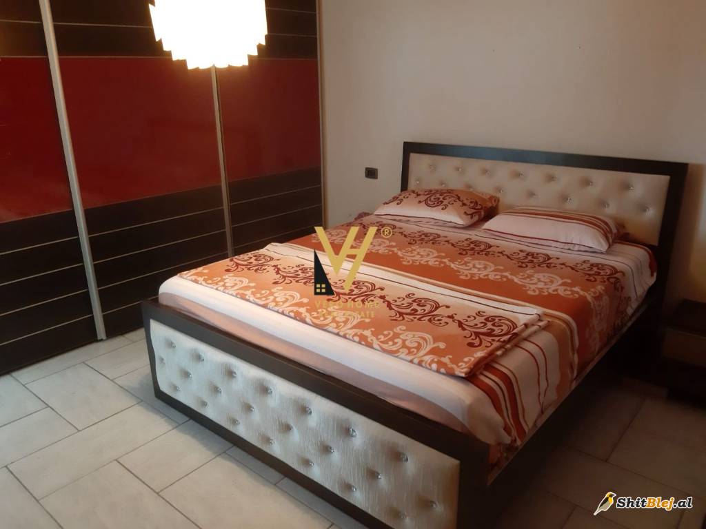3+1+2 TE 21 DHJETORI 900 EURO