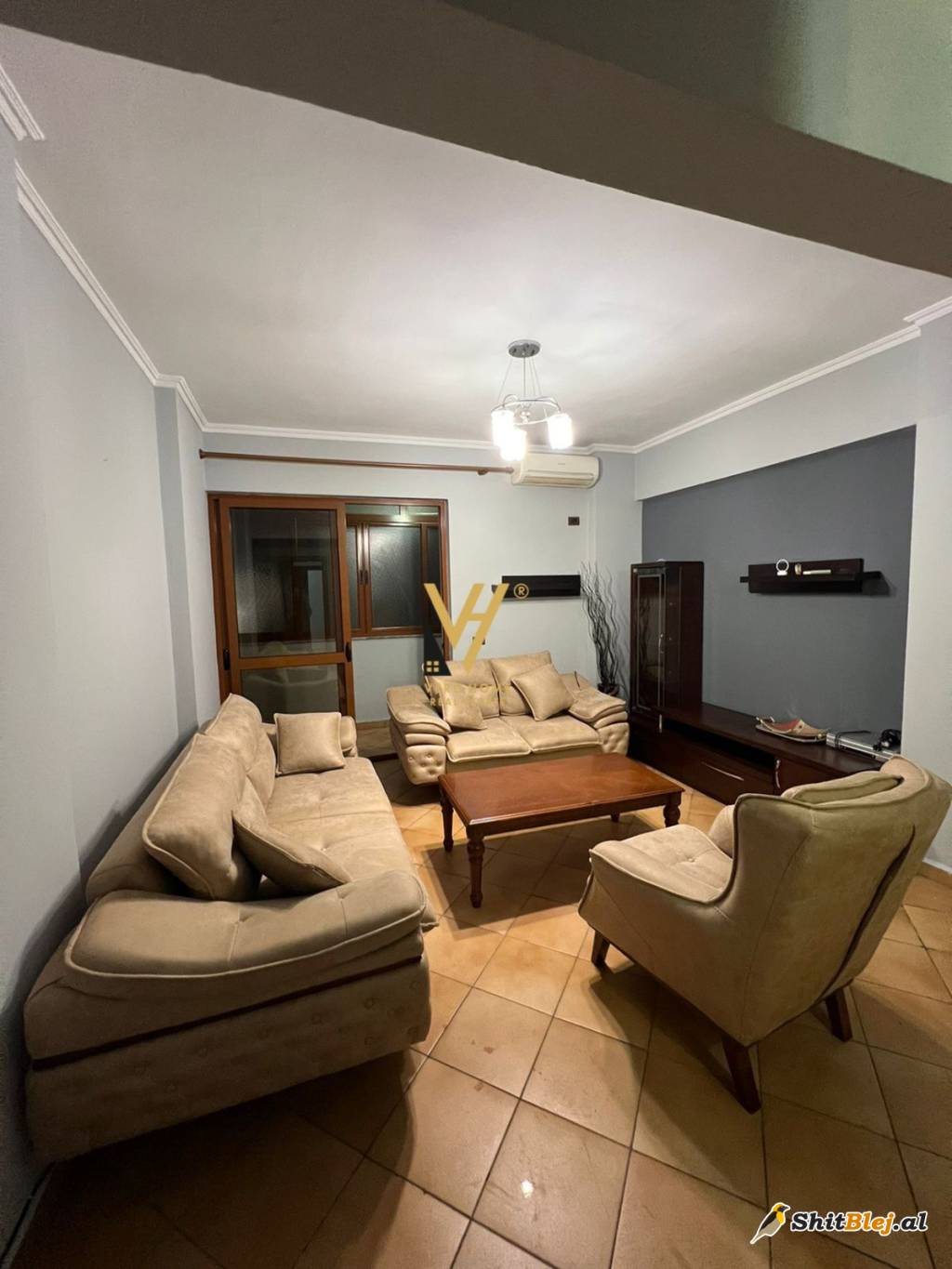 3+1+2 TE KOMUNA E PARISIT 850 EURO