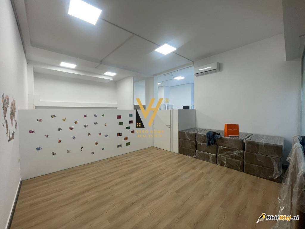 AMBIENT 100M2 ME QERA YZBERISHT 850 EURO