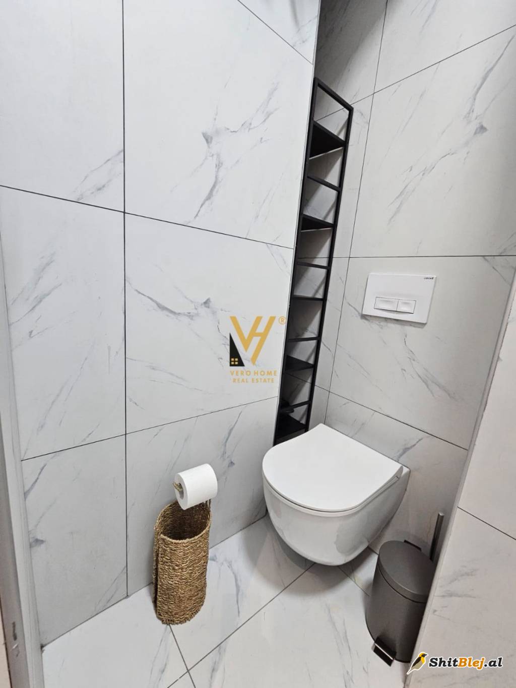 GARSONIERE TE 21 DHJETORI 93.000 EURO