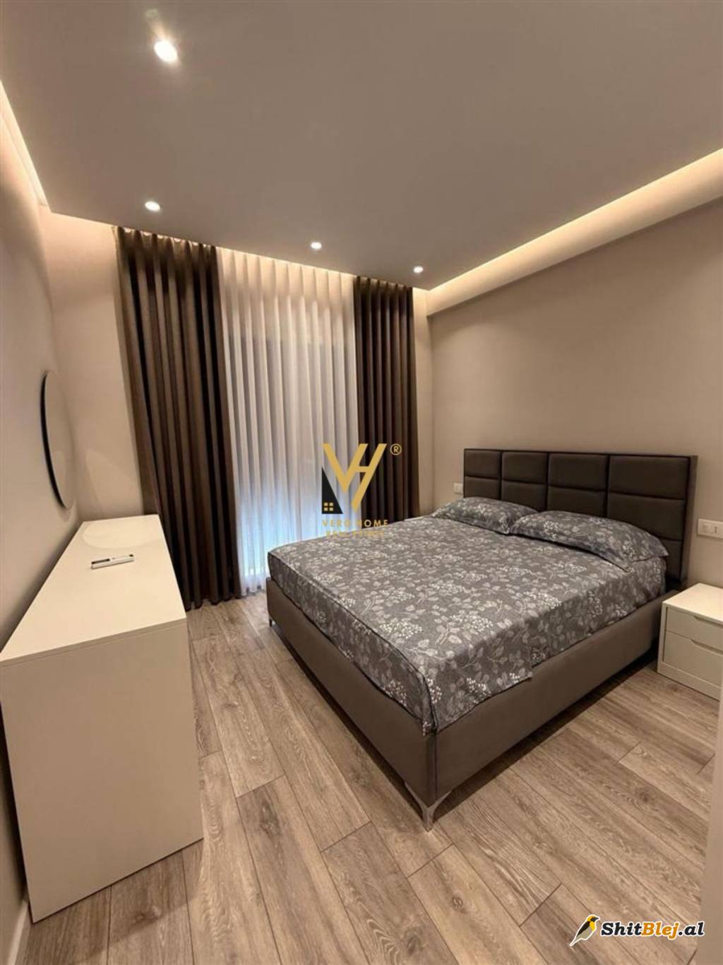  1+1+BLK ME QERA NE ASTIR 600 EURO