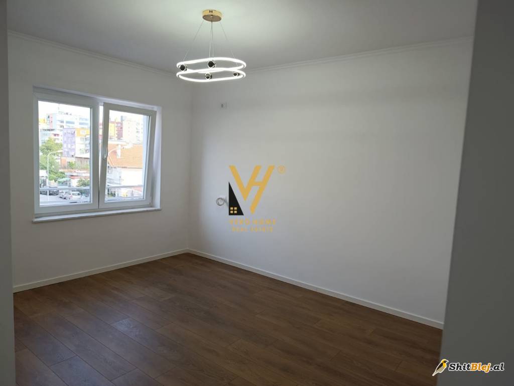 1+1 TE PALLATI ME SHIGJETA 104.000 EURO