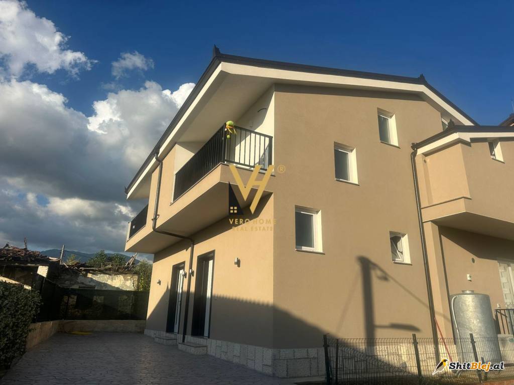 VILE DY KATE TE RRUGA VILAVE 1.500 EURO
