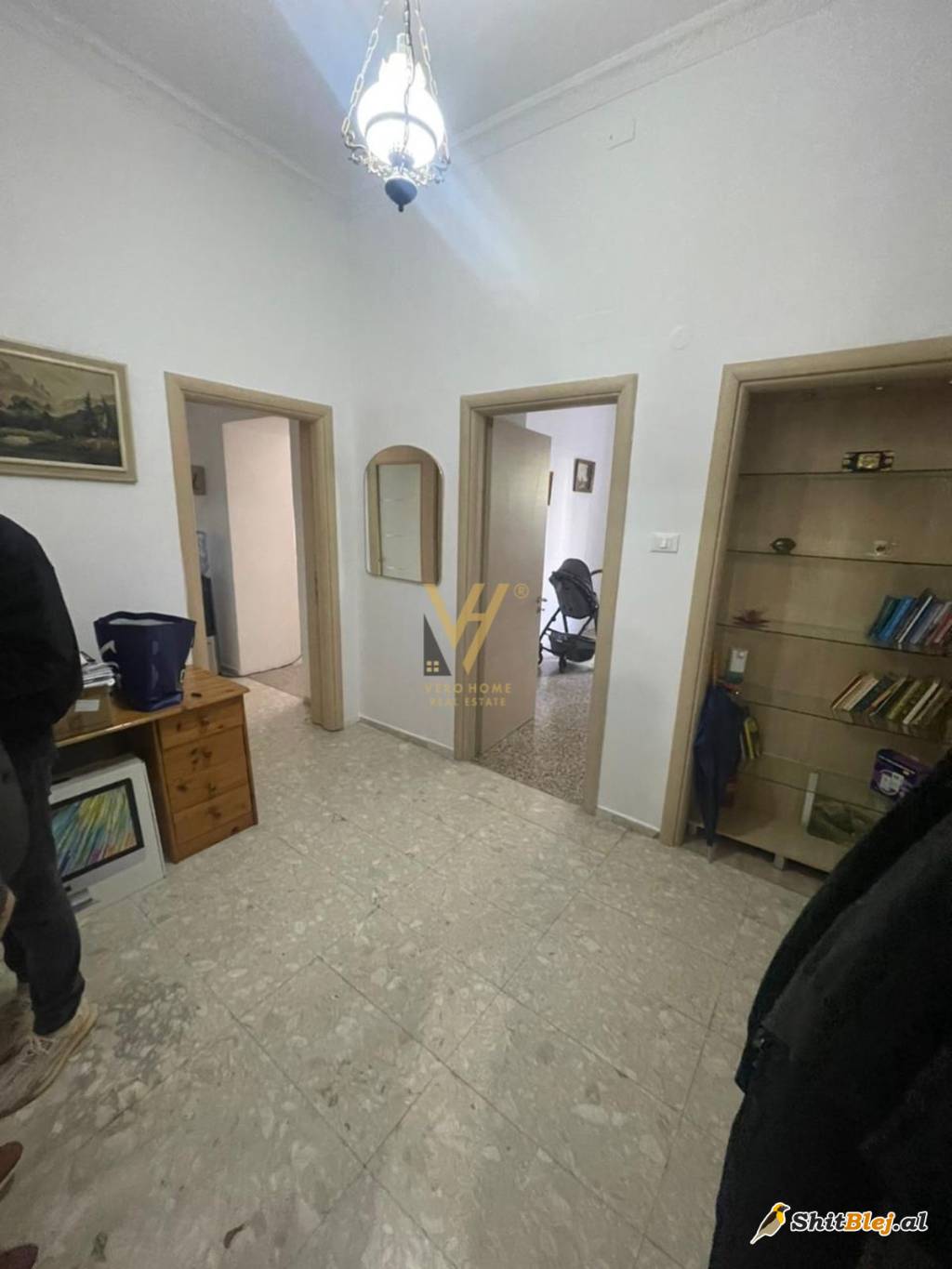 2+1+2 TE STADIUMI DINAMO 480.000 EURO