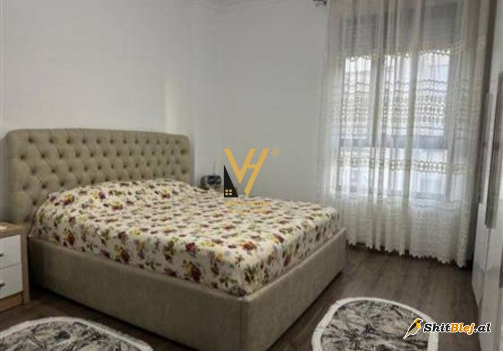 2+1+BLK TE KINOSTUDIO 180.000 EURO