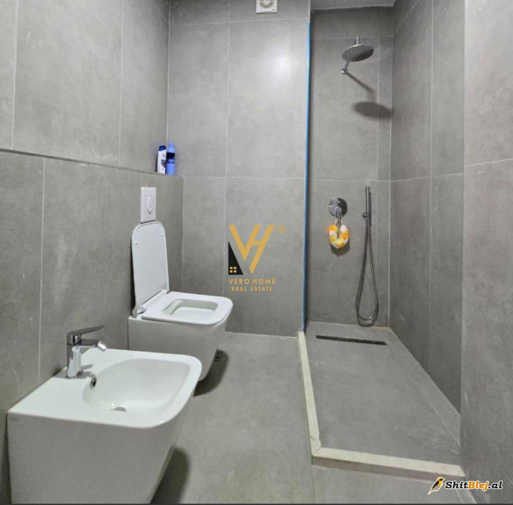  2+1+BLK TE KOMUNA E PARISIT 850 EURO