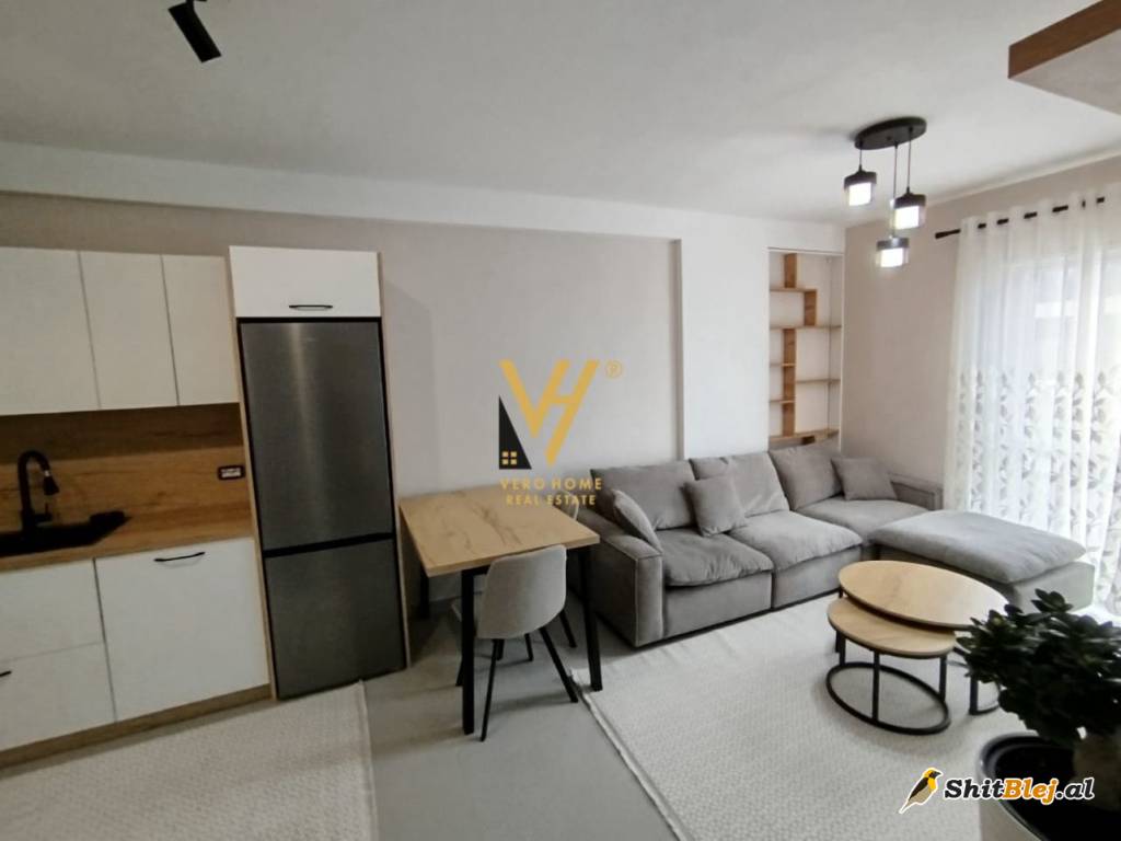 1+1+BLK ME QERA TE UNIVERS CITY 500 EURO