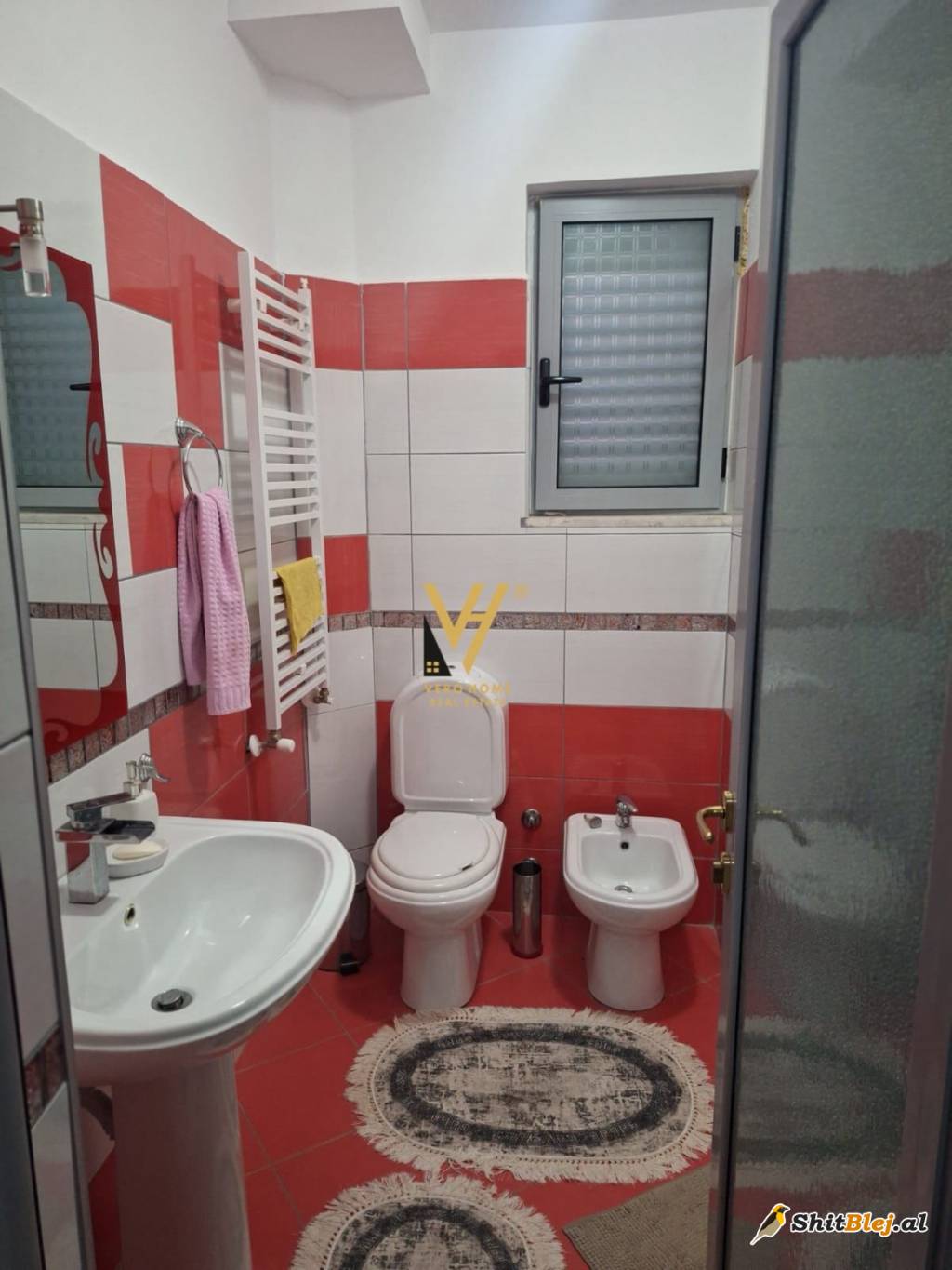 VILE 2 KATESHE NE GRAMSH 280.000 EURO