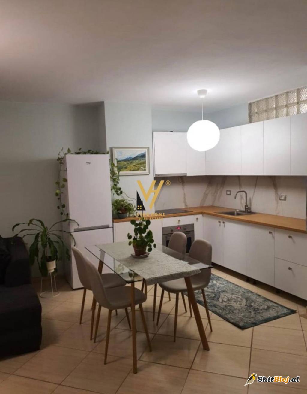  1+1 ME QIRA TE QYTET STUDENTI 600 EURO