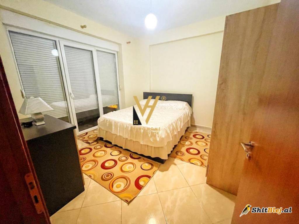 2+1+2 ME QERA TE LIQENI I THATE 550 EURO
