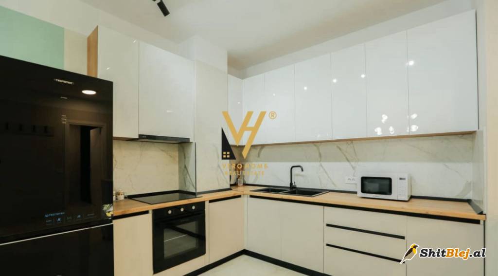  1+1+BLK TE KOMUNA PARISIT 800 EURO