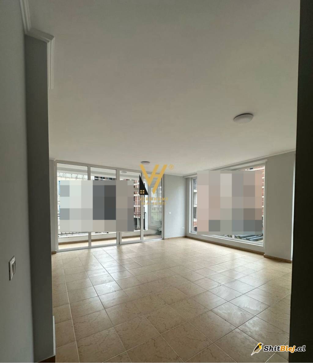 ZYRE 120M2 TE STACIONI TRENIT 1.500 EURO