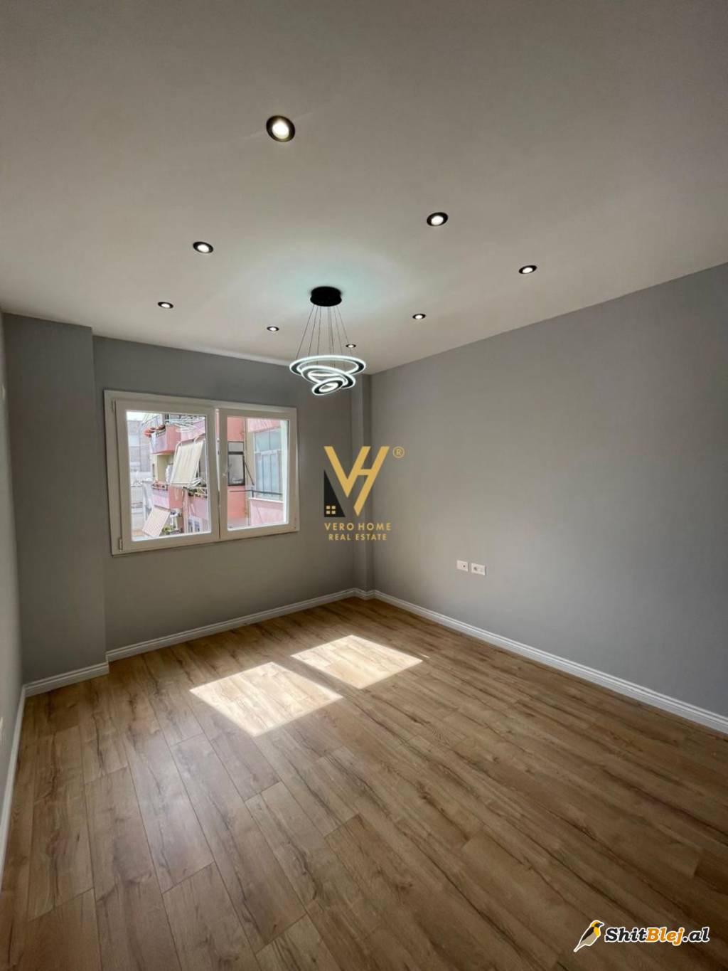 APARTAMENT 1+1 TE 5 MAJI 118.000 EURO