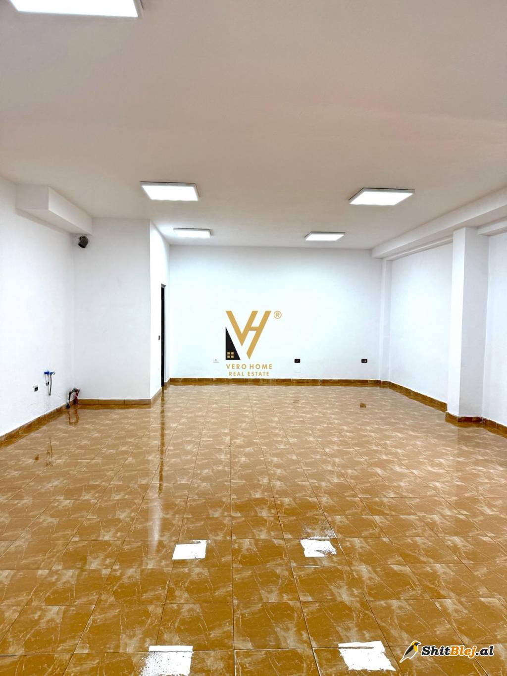 DYQAN 80 M2 TE KOMUNA E PARISIT 600 EURO