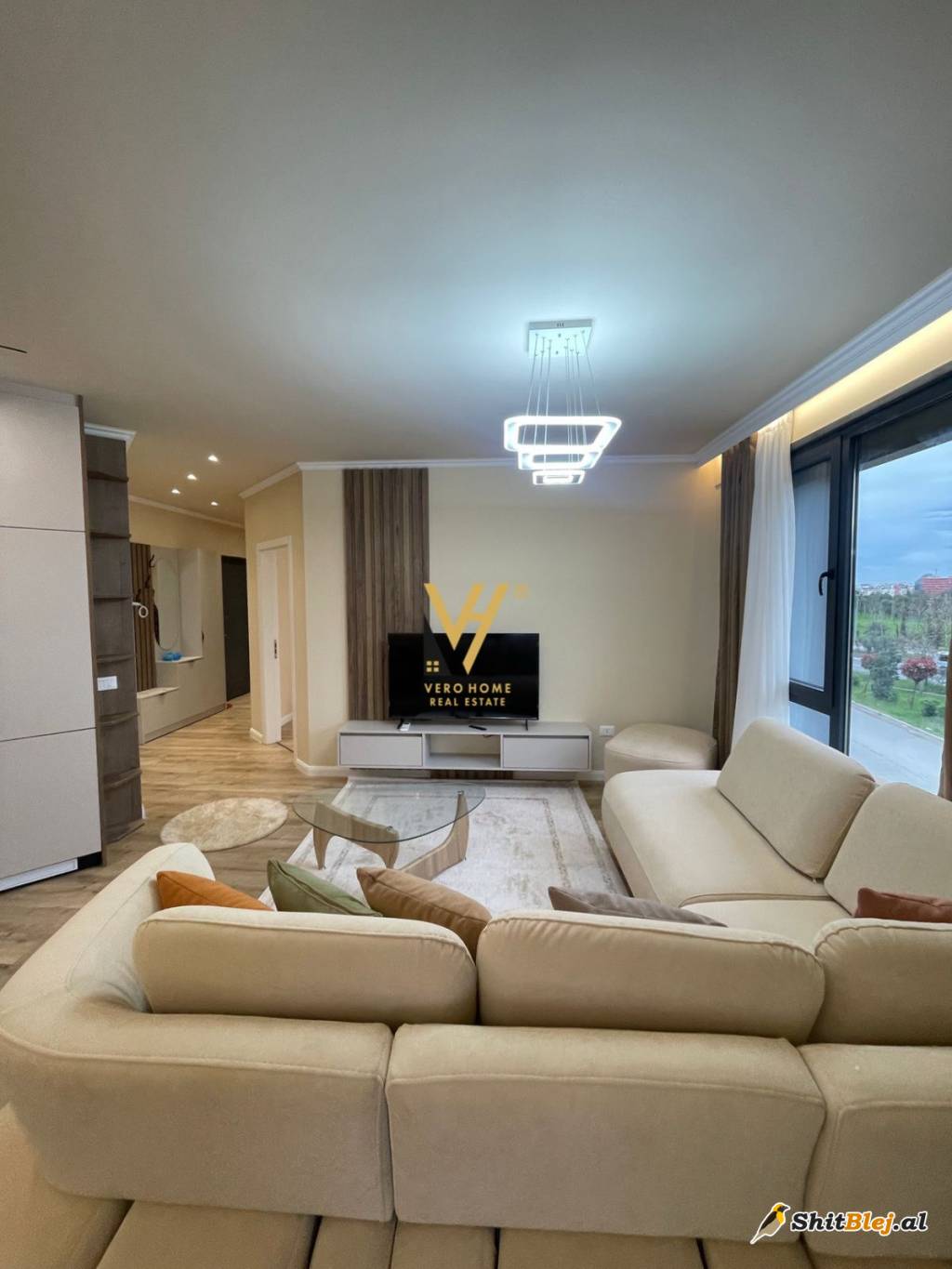 2+1+2 ME QERA-LIQENI I THATE 1.200 EURO