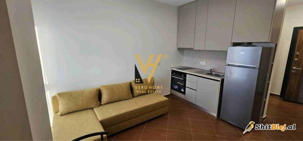 1+1+BLK TE STACIONI I TRENIT 520 EURO