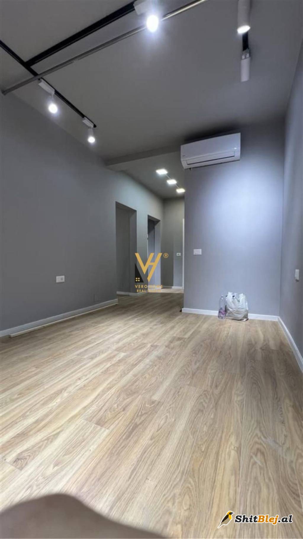  AMBIENT 75 M2 TE MYSLYM SHYRI 1.200 EUR