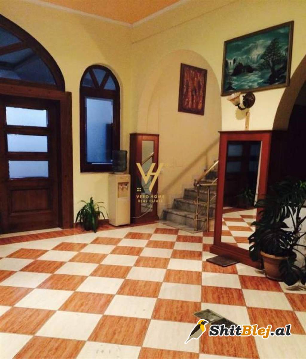 HOTEL ME QERA TE RR.ELBASANIT 35.000 EUR