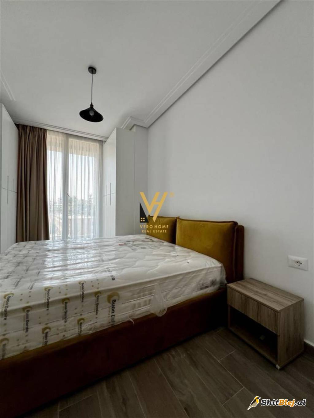 2+1+BLK ME QERA TE PAZARI I RI 1.000 EUR