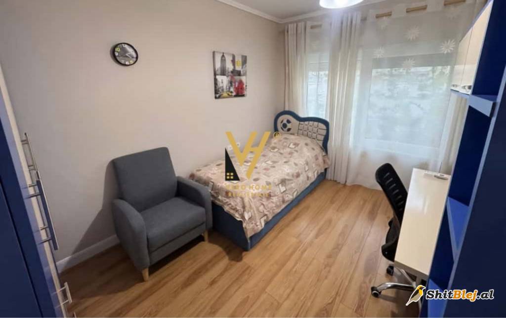 2+1 ME QIRA TE KODRA E DIELLIT 2, 700 EU