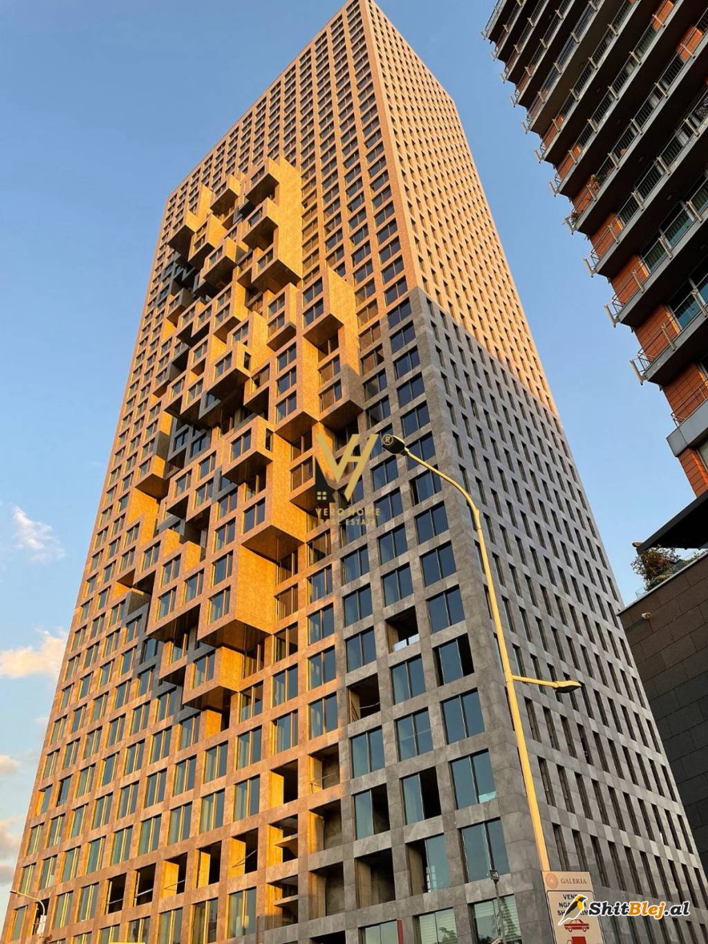 3+1+2 TE KOMPLEKSI DOWNTOWN 785.000 EURO