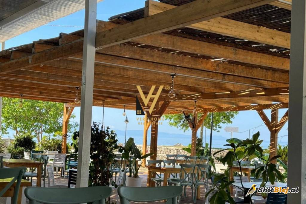 RESTORANT 400 M2 NE QEPARO, HIMARE