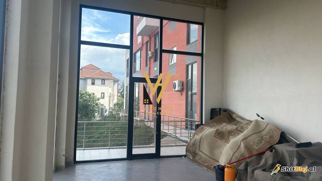 AMBIENT 600 M2 NE KOMBINAT 7.200 EURO