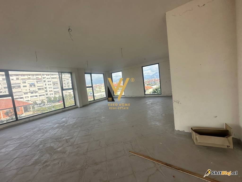 AMBIENT 600 M2 NE KOMBINAT 7.200 EURO