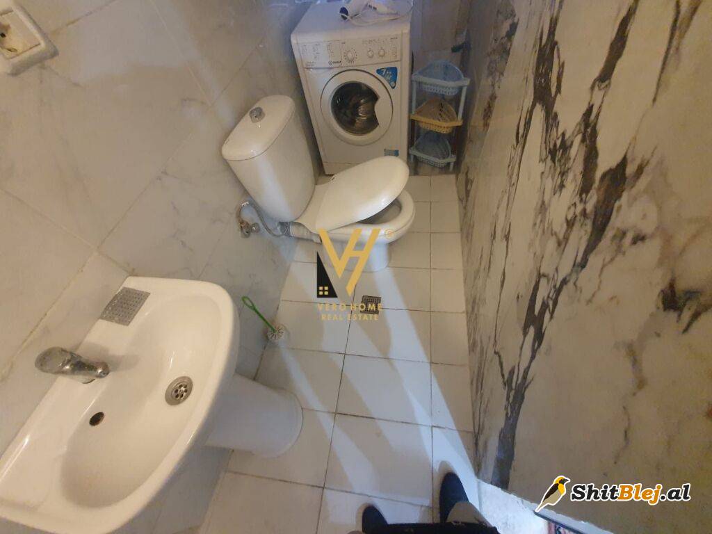 APARTAMENT 1+1 ME QERA NE SELITE 450 EUR