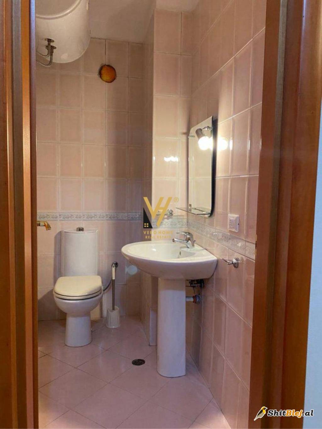 2+1+2+BLK PRANE AIR ALBANIA 800 EUR
