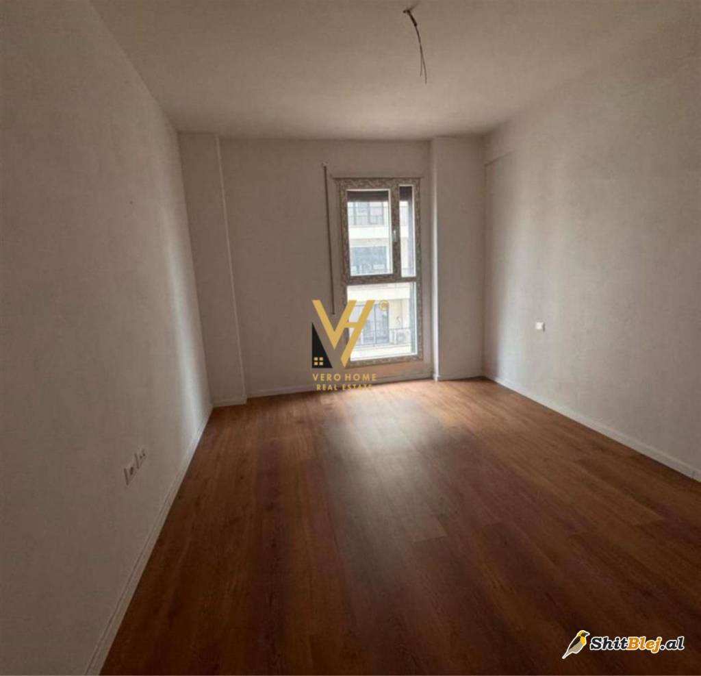  ZYRE 100 M2 ME QIRA NE LAPRAKE 600 EURO