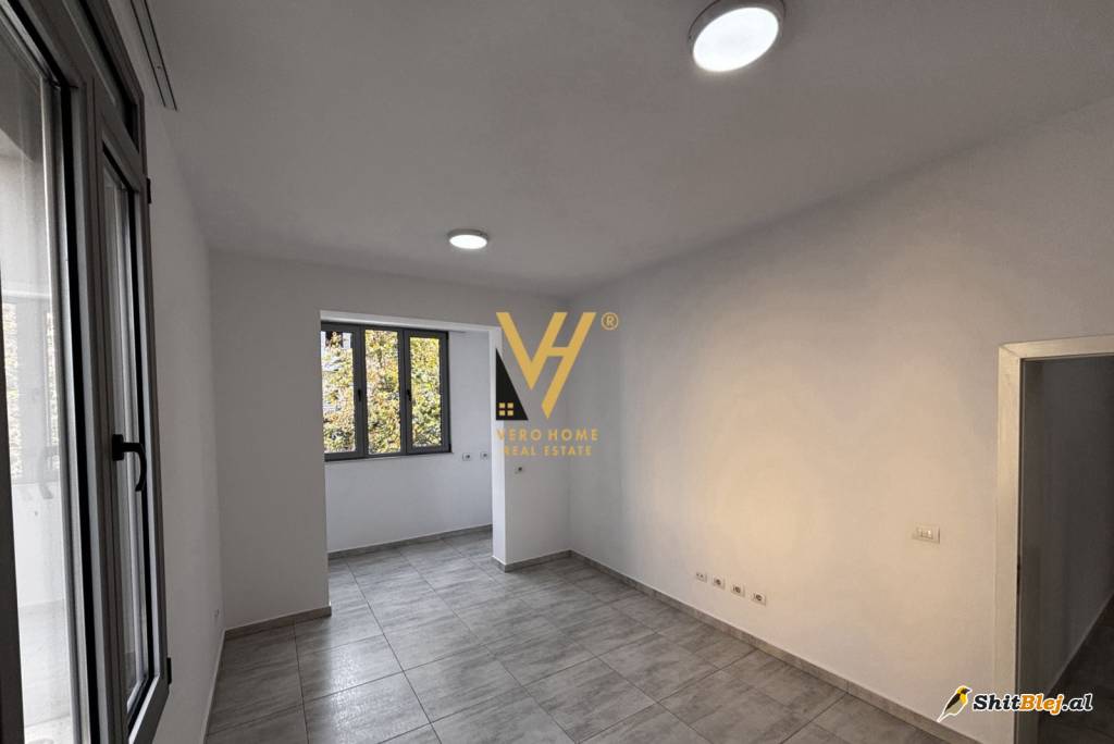 ZYRE 75 M2 TE RRUGA E DIBRES 500 EURO