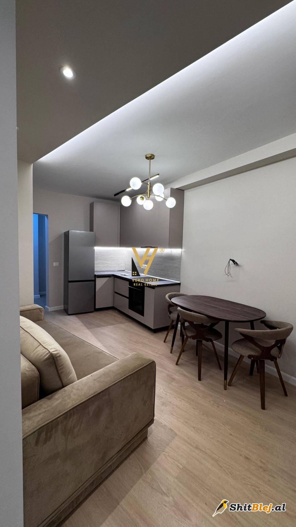  1+1 TE MATERNITETI I RI 93.000 EURO