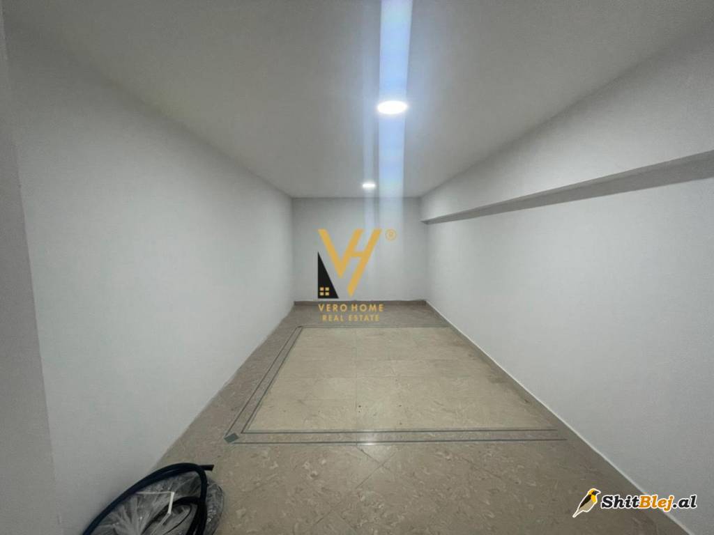 AMBIENT 160 M2 TE PAZARI I RI 1.850 EURO