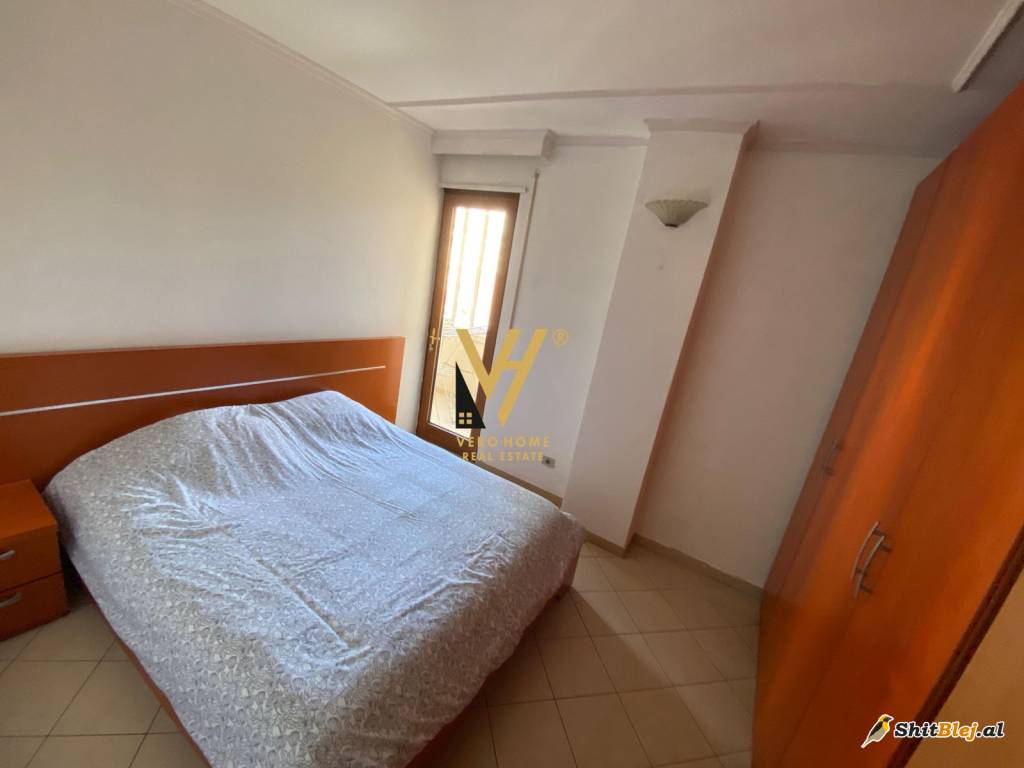 1+1+BLK  TE RRUGA E BARRIKADAVE 550 EURO