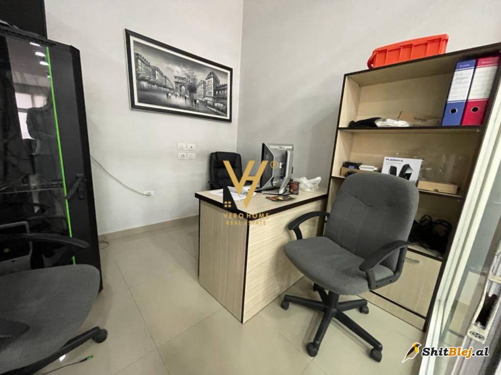 ZYRE 120 M2 ME QIRA TE ALI DEMI 1.000 EU