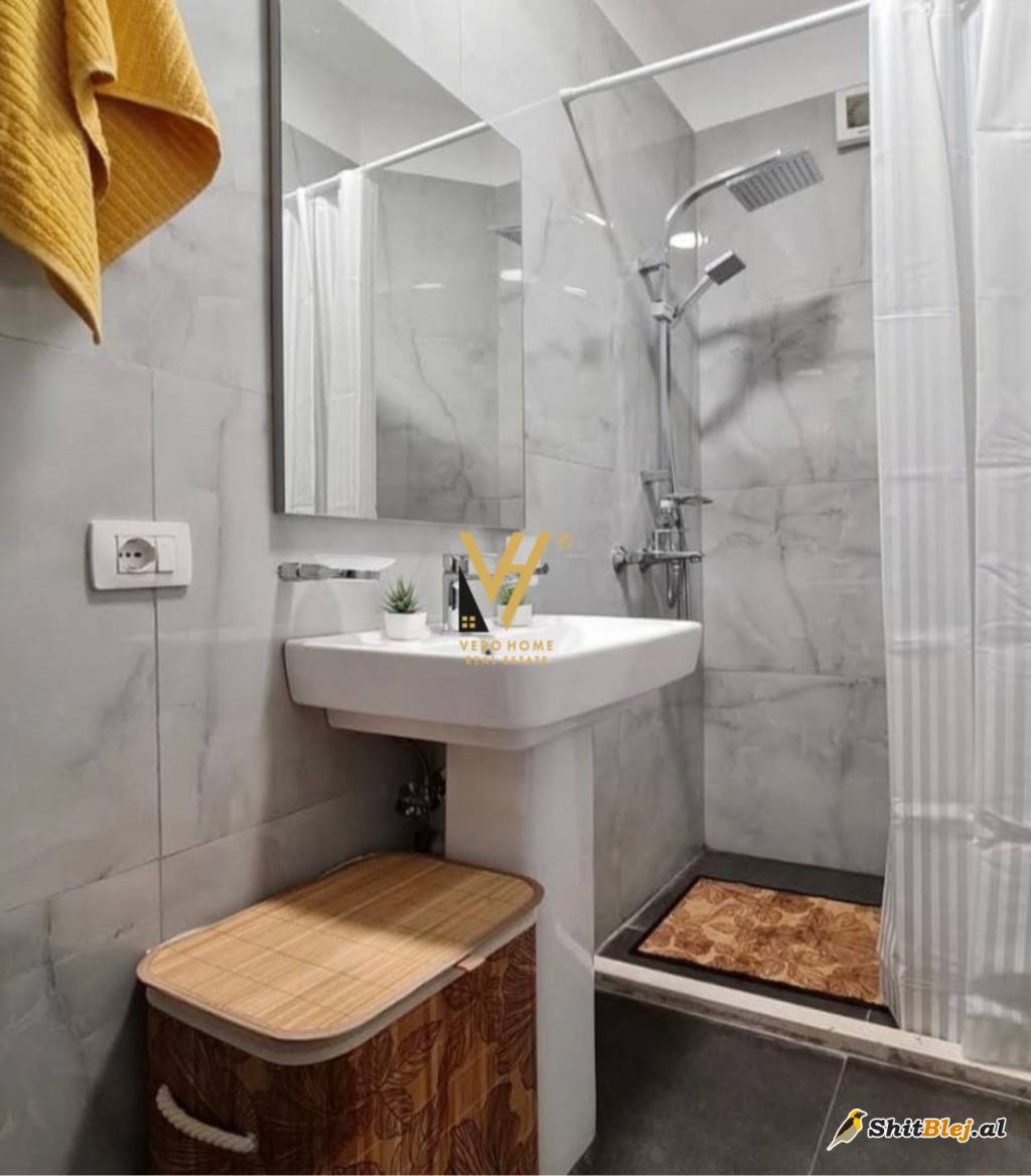 STUDIO TE QENDRA KRISTAL 81.000 EURO
