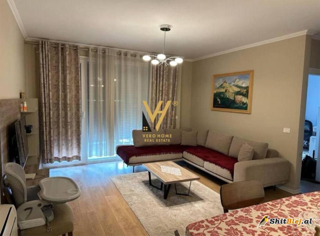 2+1+BLK ME QERA FIORI DI BOSKO 800 EURO