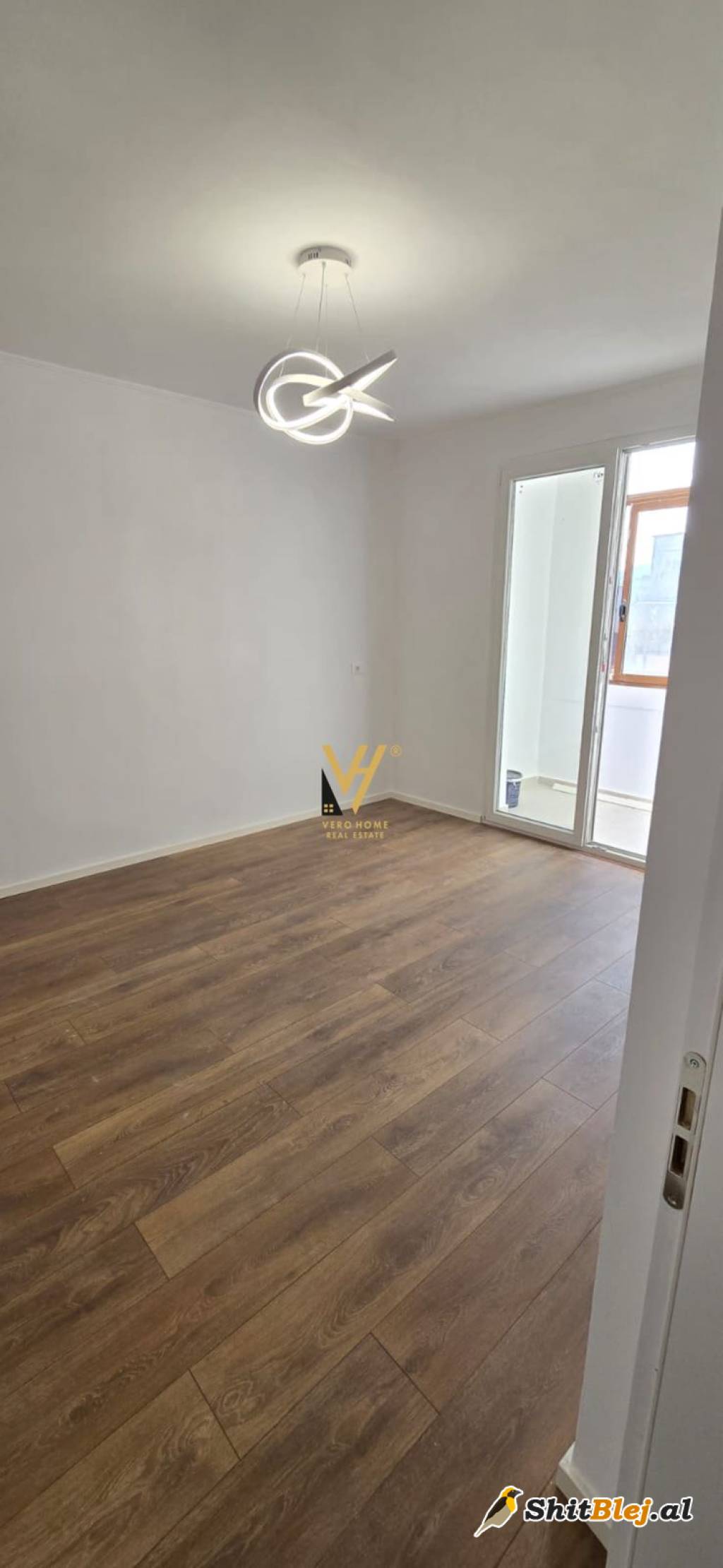  1+1+BLK TE 21 DHJETORI 140.000 EURO