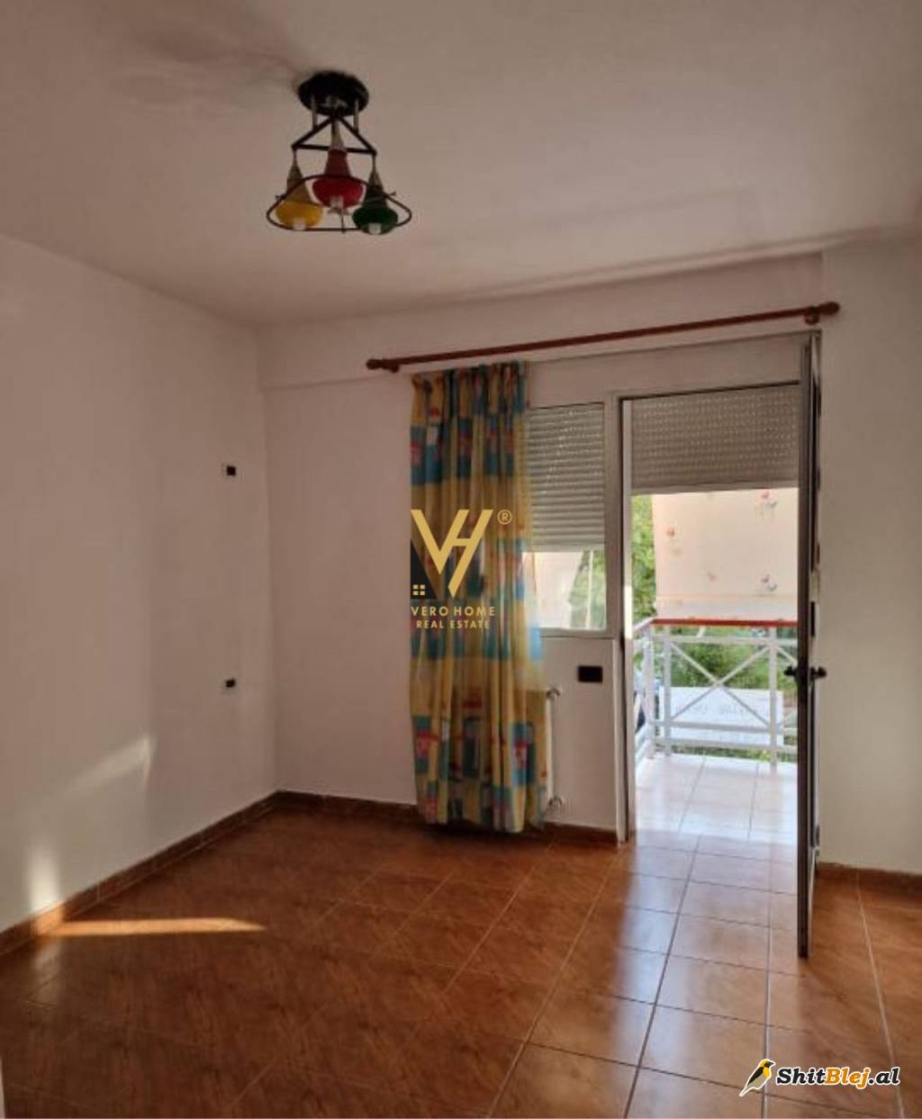 ZYRE 127 M2 TE RRUGA VASO PASHA 1100 EUR
