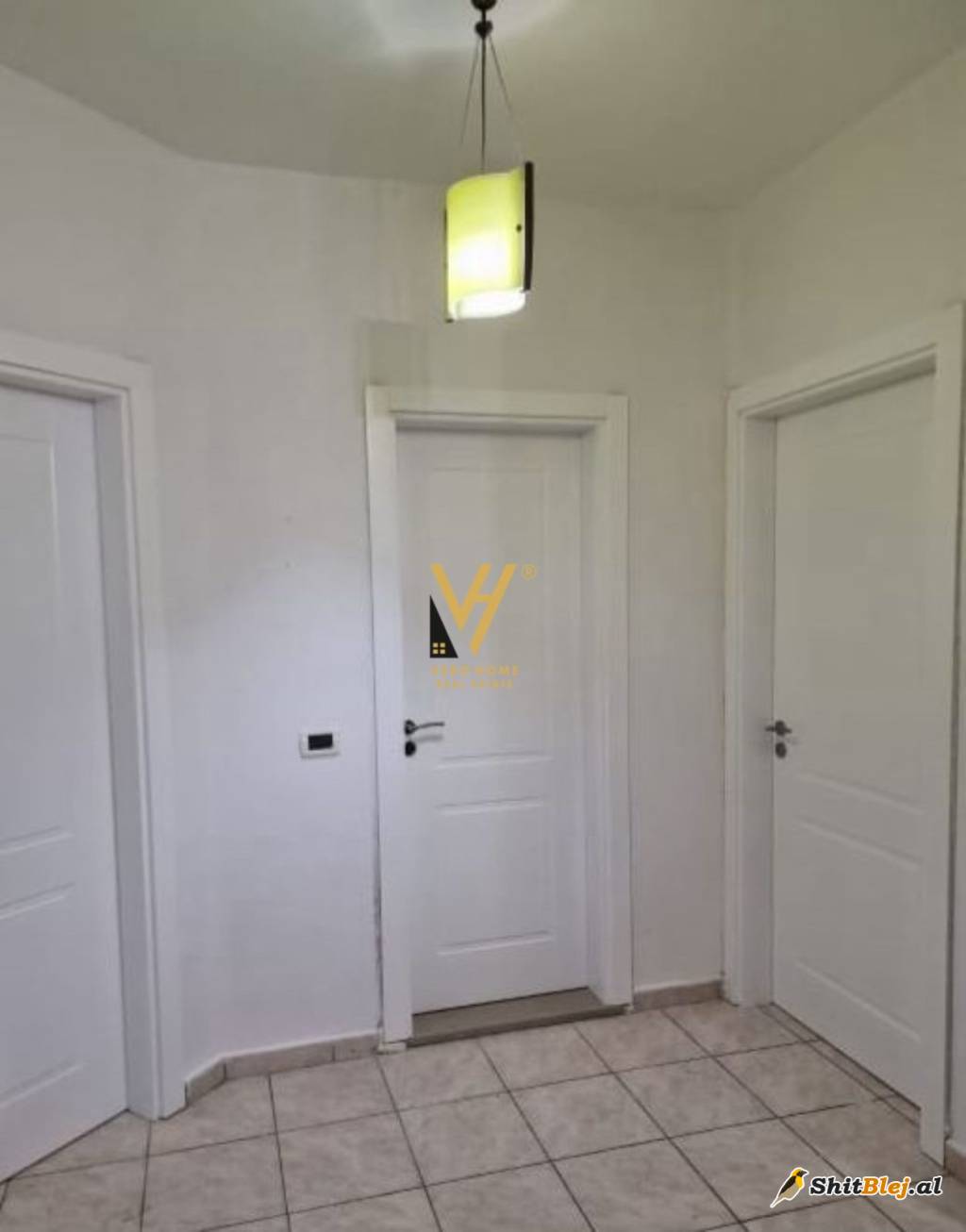ZYRE 127 M2 TE RRUGA VASO PASHA 1100 EUR