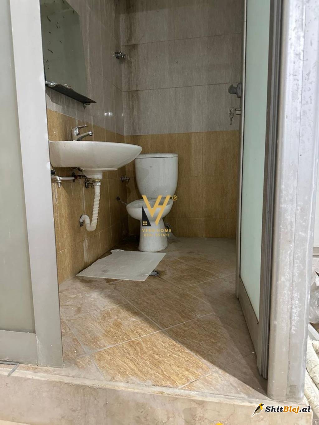 BODRUM 80 M2 ME QERA NE ASTIR 40.000 LEK